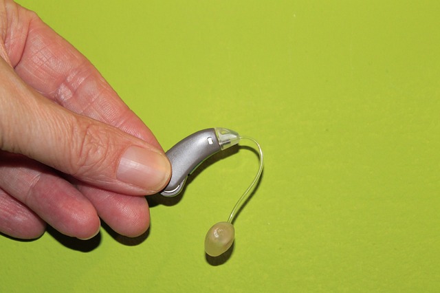 FDA Approves Over-the-Counter Hearing Aid Software for Apple AirPods Pro