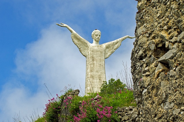 Colossal Biosciences Funding: A Leap Towards De-Extinction