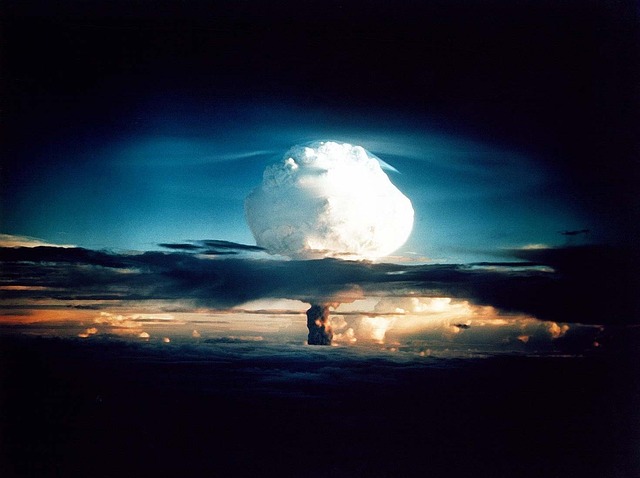 Rajagopala Chidambaram death : Rajagopala Chidambaram Death: India's Nuclear Pioneer : Rajagopala Chidambaram a pivotal figure in India's nuclear program passed away. His contributions to India's scientific and strategic capabilities will be remembered. Learn more about his legacy.